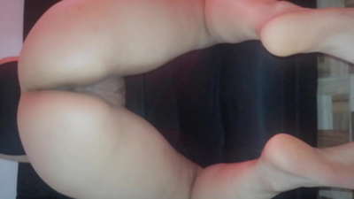 మా అమ్మ తన పుస్సీని క్రిస్మస్ కానుకగా నాకు ఇస్తుంది